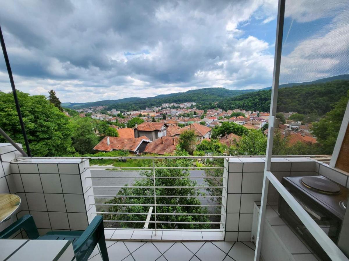 Апартамент Панорамна Гледка Tryavna Eksteriør billede